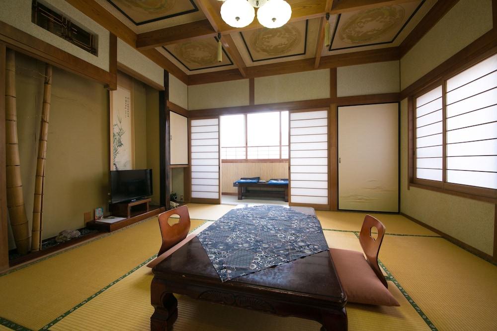 Hotel Housenkaku Beppu Εξωτερικό φωτογραφία